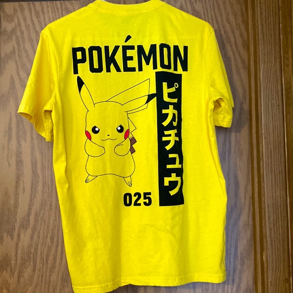 Pokémon Adult M T-shirt, yellow - Picture 5 of 6